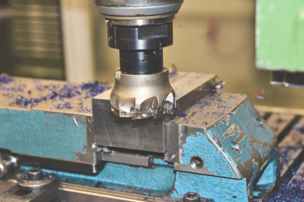 Difference Between Jigs and Fixtures